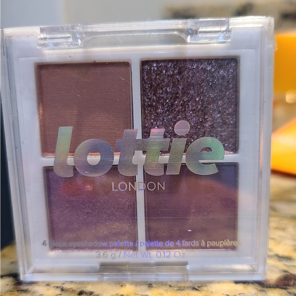 Lottie London Eyeshadow Palette, Mauve pinks